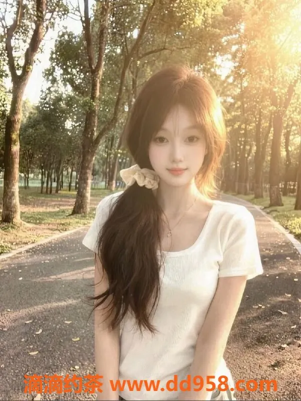 无锡楼凤-梁溪顶级少女，三点粉肌肤白皙