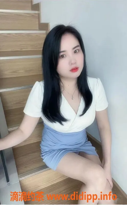 广州楼凤-广州白云雪雪，400元私密服务，等你来体验！