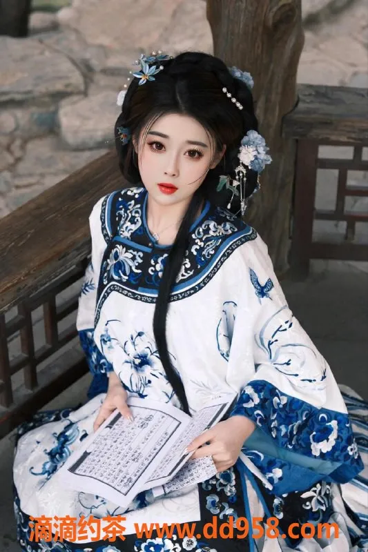 无锡楼凤-江阴06少女慕白影院，天然D萌妹陪浴热情互动