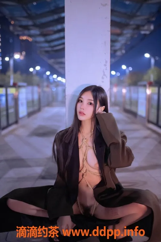 上海楼凤-重庆美女baby，165cm，天然36C，诱惑服务！