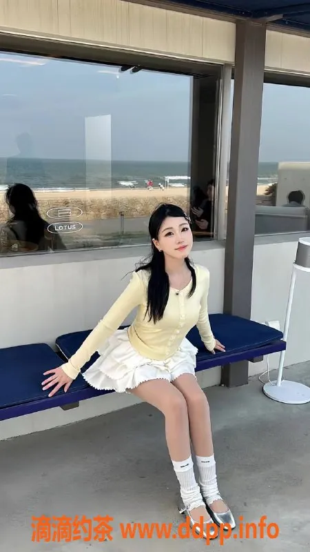 杭州楼凤-上城沐沐，168CM大胸36D，880元起