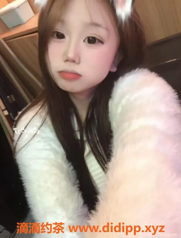 无锡楼凤资源信息,梁溪超嫩少女，清纯正点，深喉技艺亮眼