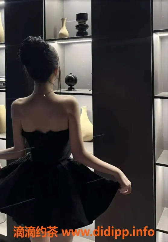 无锡楼凤-滨湖红星大都汇07嫩妹，皮肤白皙身材紧致