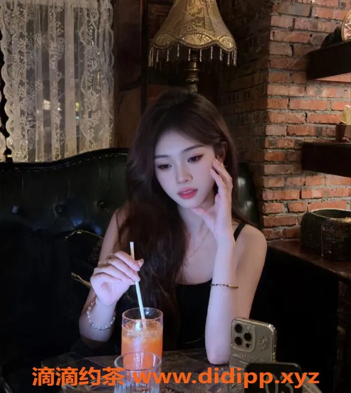 无锡楼凤-梁溪05超嫩学妹，69调情服务