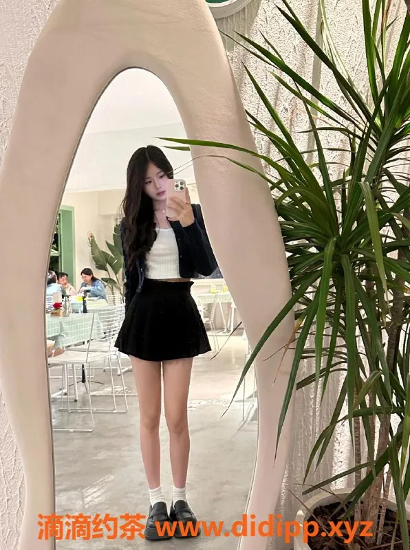 无锡上门服务-锡山铂金岛07超嫩少女，69服务，情趣无限