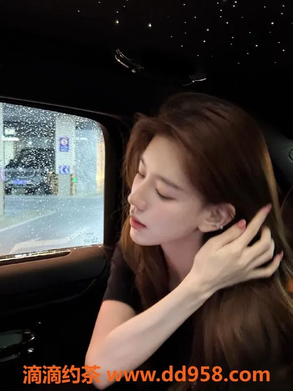 无锡外围-173大长腿顶级御姐，精彩服务尽享