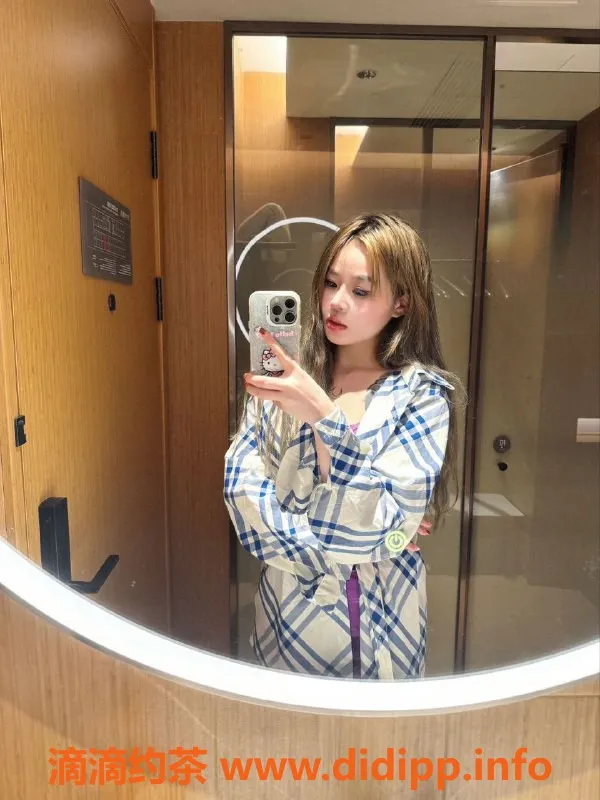 无锡楼凤-江南大学嫩妹，魔鬼身材陪你玩！