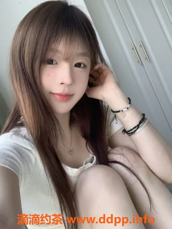 无锡楼凤-梁溪东岭超嫩少女校花，天然D唤醒感官