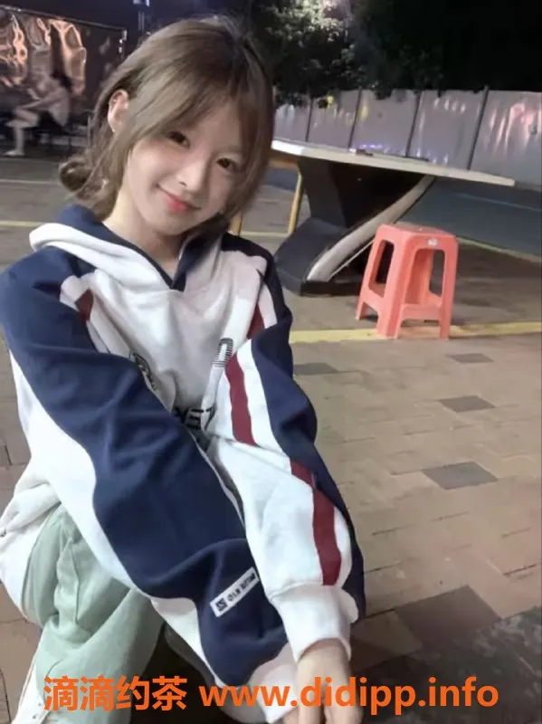 无锡楼凤-梁溪东岭超嫩少女校花，天然D唤醒感官