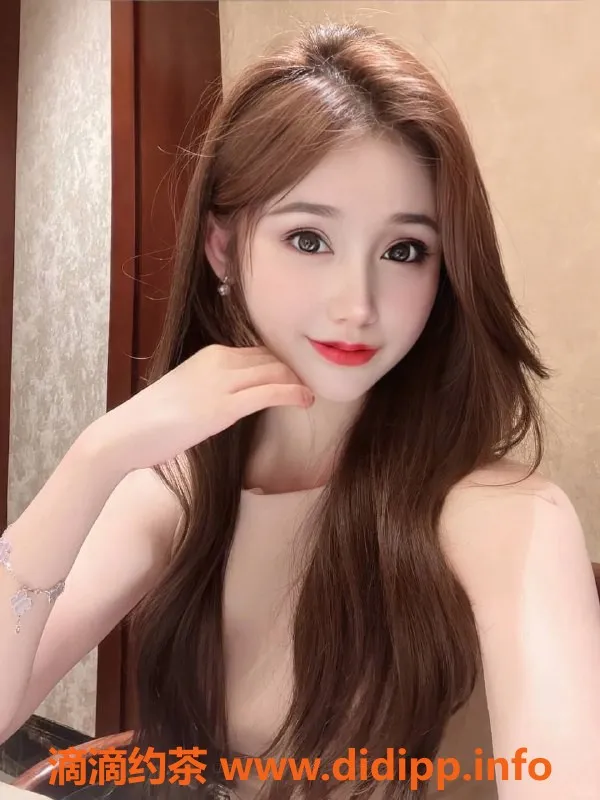 深圳楼凤-龙华御姐苏菲，167身高，C罩杯，双重服务！