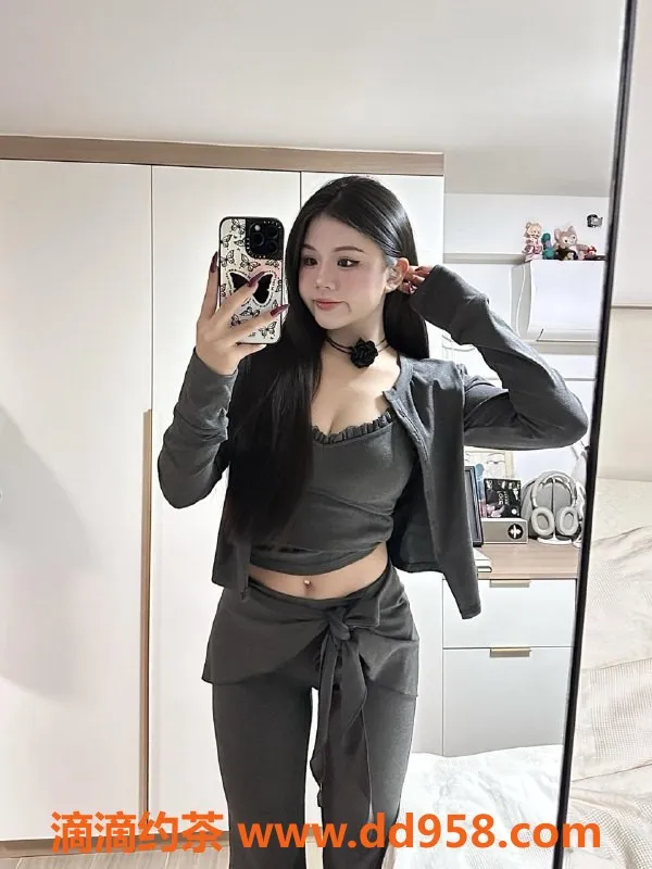 无锡楼凤资源信息,滨湖红星嫩妹少女，服务多样肌肤雪白