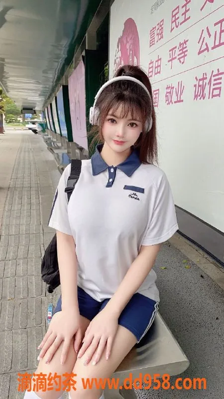 无锡外围资源信息,惠山嫩妹04，天然D胸，身材一流