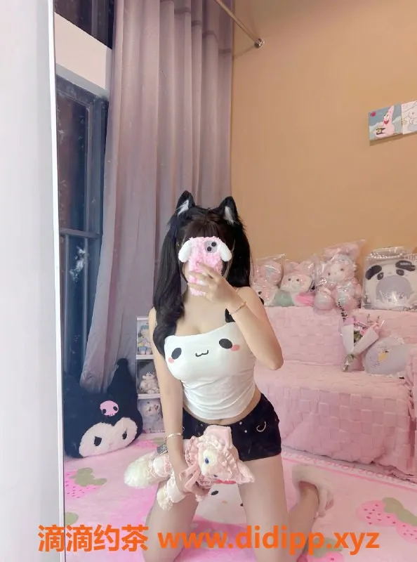 无锡楼凤-滨湖07超嫩少女，天然D巨乳，陪浴互动