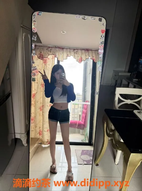 中山楼凤-古镇18岁美丽女孩，服务项目实惠体验