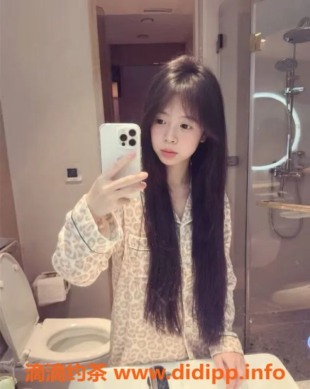 无锡楼凤-锡山铂金岛超嫩萝莉酱，服务超丰富