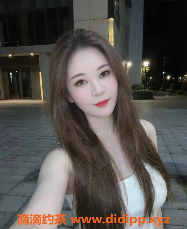 中山楼凤-坦洲龙光海悦城邦，5位美眉服务，450洗吹，650全套