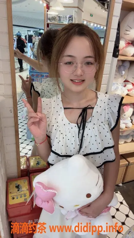 惠州楼凤资源信息,仲恺点点，160cm小可爱，超贴心服务！