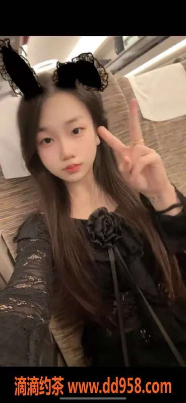 惠州楼凤-大亚湾珍珍18岁，身高156，88斤，价格600