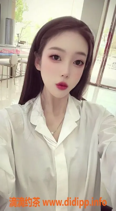 中山楼凤-东区小雨，21岁，凶器B，服务超值