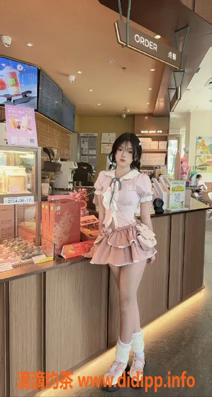 成都楼凤资源信息,锦城湖嫩妹豆子，甜美萝莉，6p体验