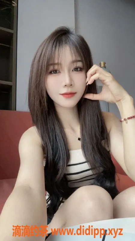 东莞楼凤-南城小欲，21岁171cm胸34b，800元私密服务