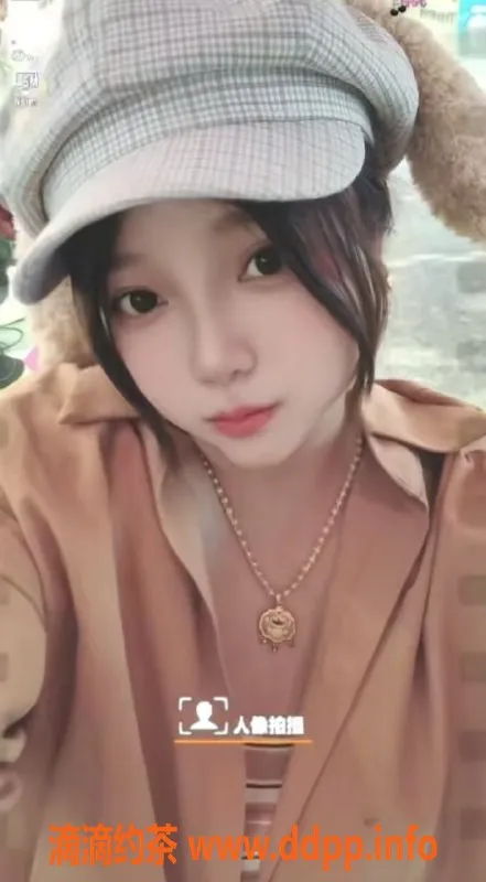 中山楼凤-古镇女神，300快餐400洗吹等你来享受