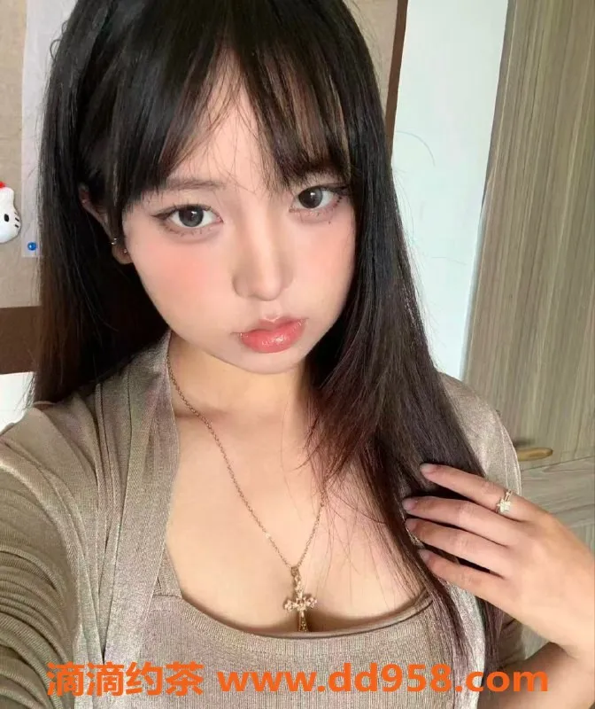 中山楼凤-江门江海君盛公寓 300快餐400洗吹服务等你来尝