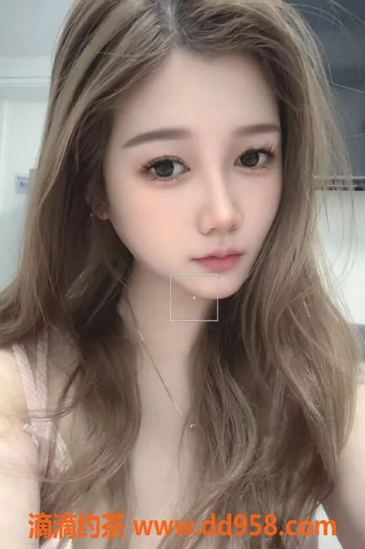 中山楼凤-中山小榄 300快餐 400洗吹做 超满意服务