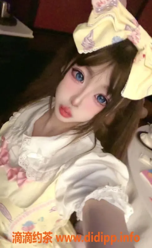 杭州楼凤-滨江区果果酱，158cm，85斤，初次兼职萌妹