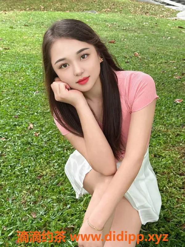 深圳楼凤-龙华小琳子，22岁御姐，身高166，超高性价比