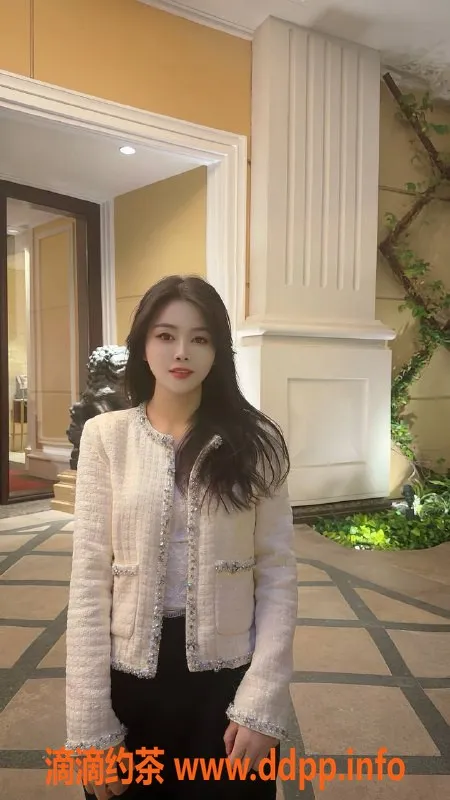 中山楼凤-西区24岁米可现身，胸围36B，700元起服务等你体验！