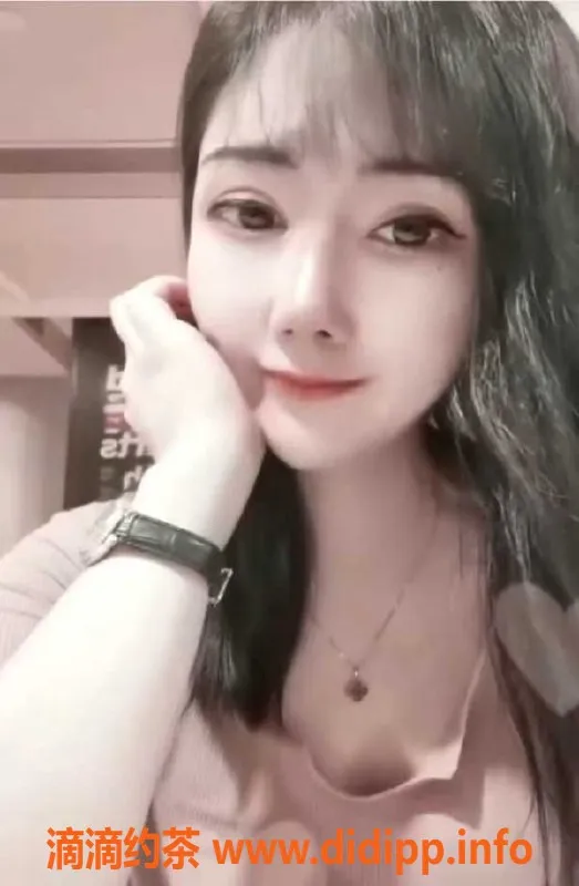 深圳楼凤-宝安甜美希思，胸围36D、25岁，超值套餐等你来享