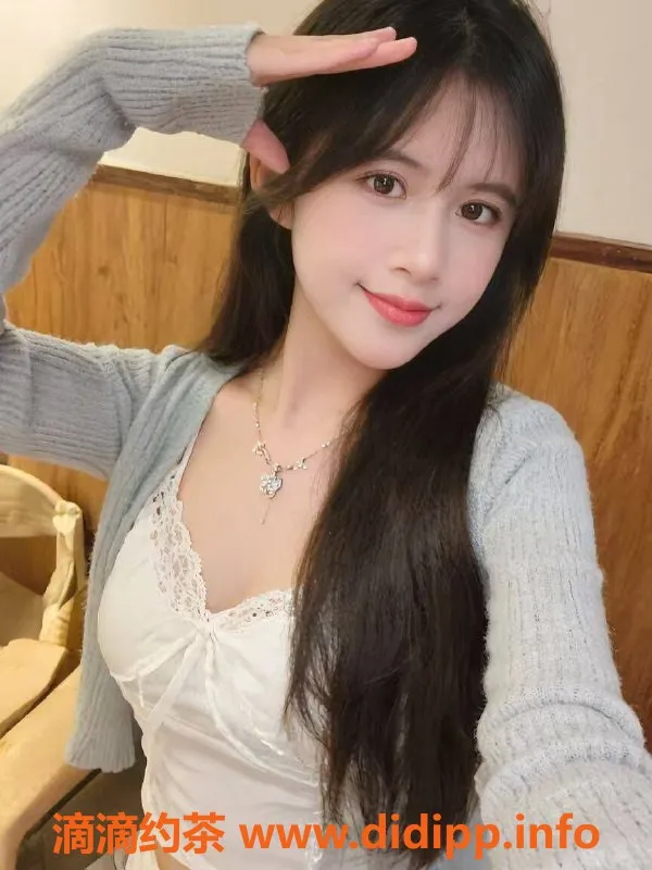 中山楼凤资源信息,江门江海 10月30日 4位快餐洗吹服务