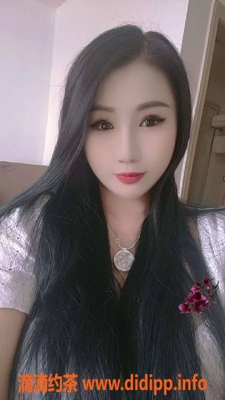 中山楼凤-南头美女：快餐300元，洗吹做400元