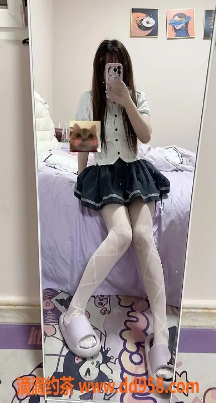 无锡楼凤资源信息,梁溪区小桃红，170cm，48kg，丝袜制服服务