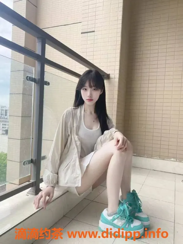 广州楼凤资源信息,荔湾区小玉19岁兼职，优雅服务 价格实惠