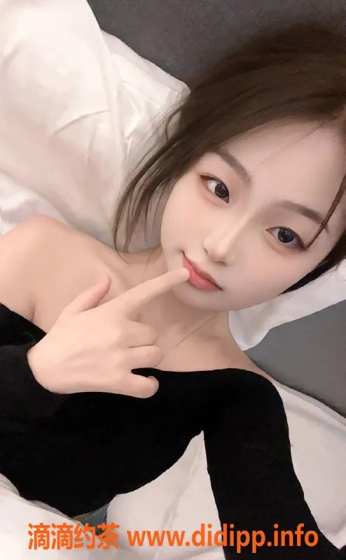 深圳楼凤-龙华区晶晶，嫩妹小姐姐，服务超值1000P起