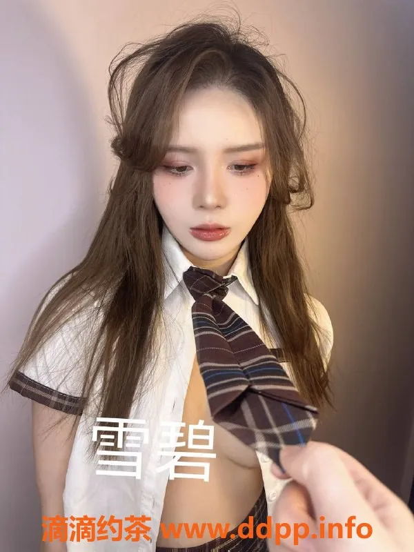 北京上门服务-朝阳雪碧，165cm混血美女，千元档双飞推荐