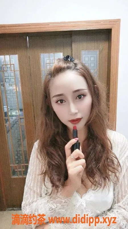 南京楼凤-恩恩，南京热门小姐，800起，专业服务