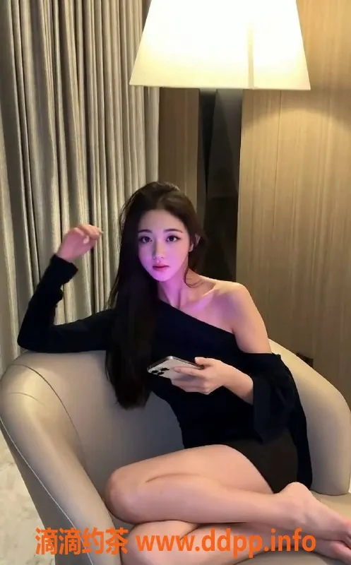 广州楼凤-天河露雪，鸳鸯浴深喉体验，水费1000p