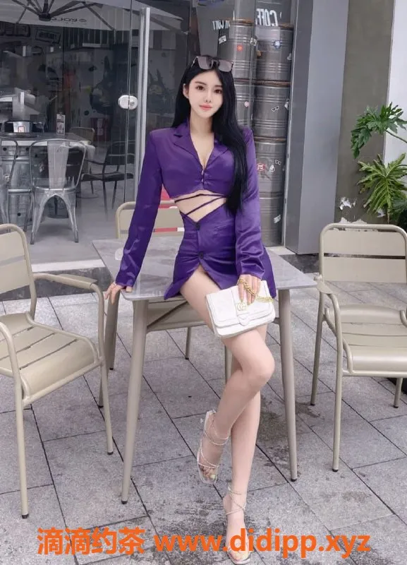 上海楼凤-浦东依依，15张内超值享受，热情服务等你来体验！