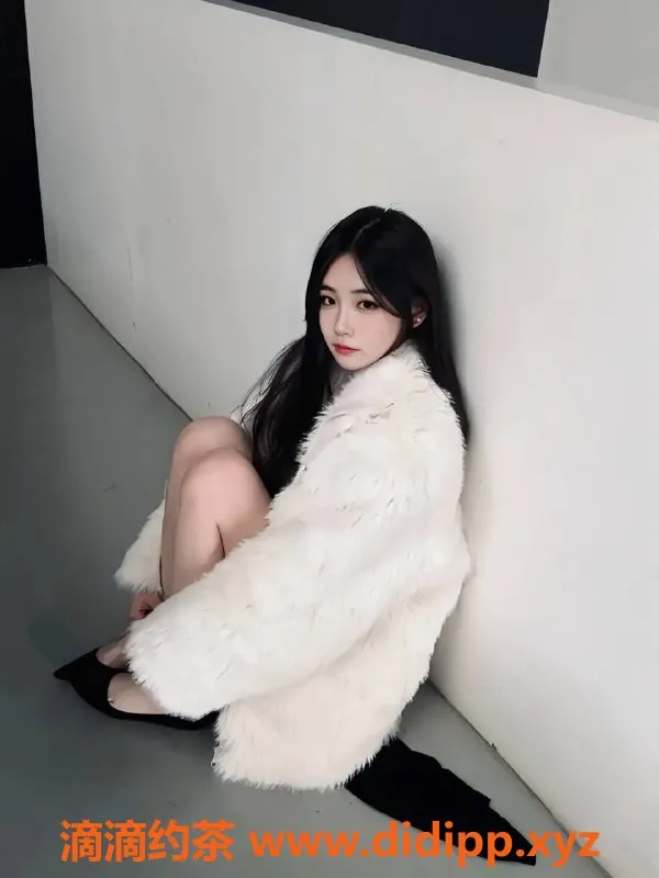 东莞楼凤-大朗六六，P700开房体验，服务超赞！