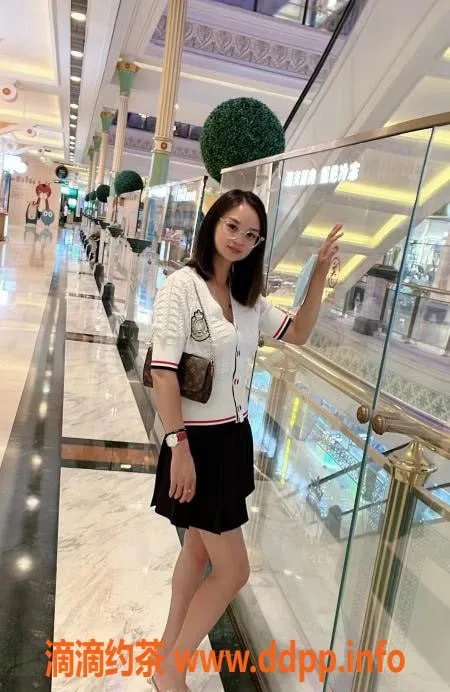 上海楼凤-上海普陀可爱妹纸，身材超棒，价格超划算