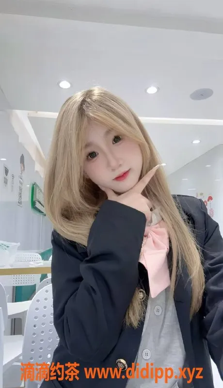 深圳楼凤-龙华蓝蓝，千元档嫩妹热情服务