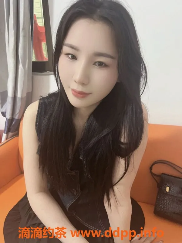 广州楼凤-天河岗顶冰冰，600元舌吻69P等你来约！