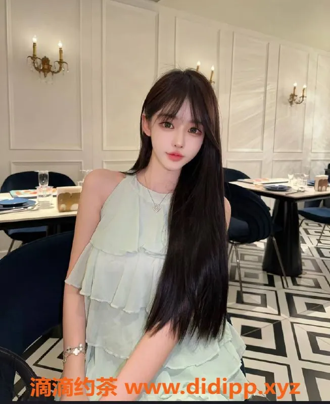 福州楼凤-福清市奶牛妹妹，162cm、43kg、36D，1000元起