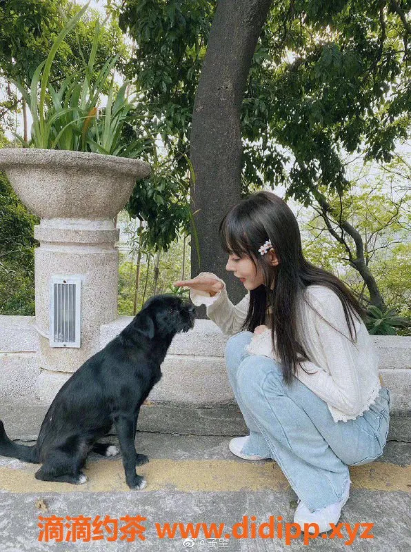 北京楼凤-马甸桥超高颜值萝莉内衣卖家子望，元气少女