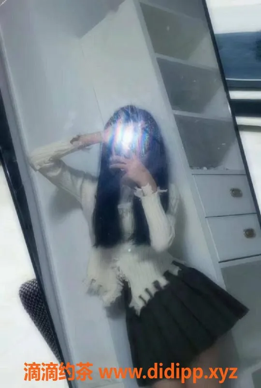 成都楼凤-成都小茵，16岁巨乳嫩妹，500元一次