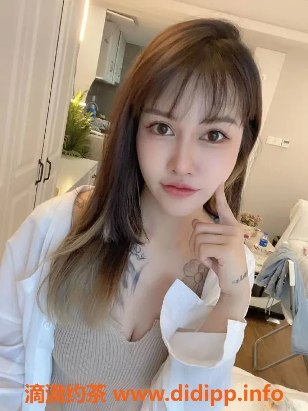 成都楼凤-武候区月亮，已认证优质服务，私聊体验