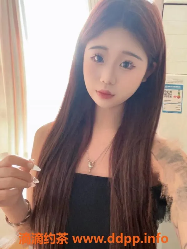 成都楼凤资源信息,成都点点，14岁，身高164，600元体验嫩妹服务